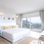 Almira Luxury オウランオウポリ