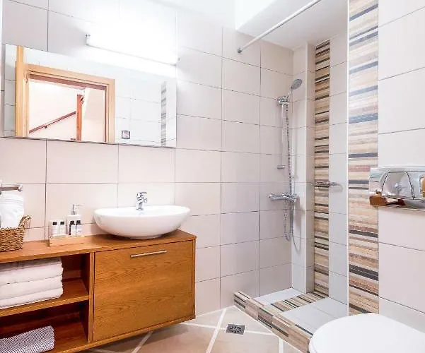 Lejlighed Almira Luxury