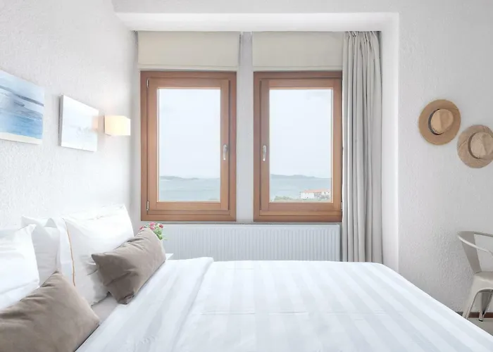 Almira Luxury